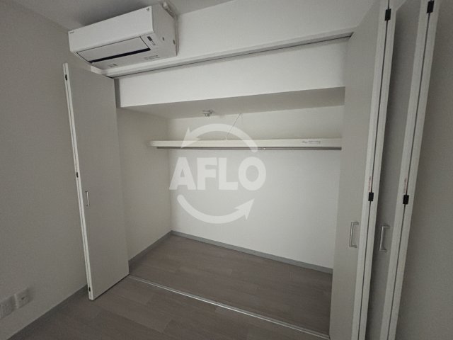 収納　阪神ハイグレードマンション1番館　ウォークインクローゼット