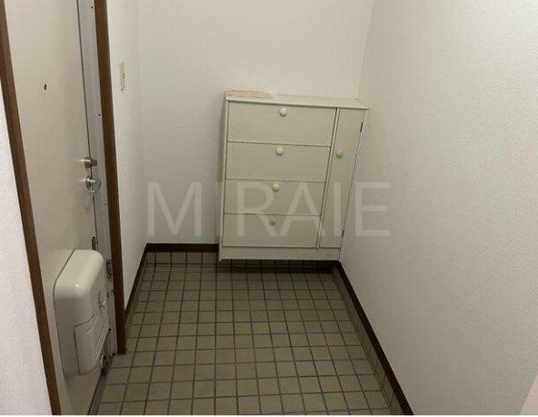 玄関　他号室参考写真