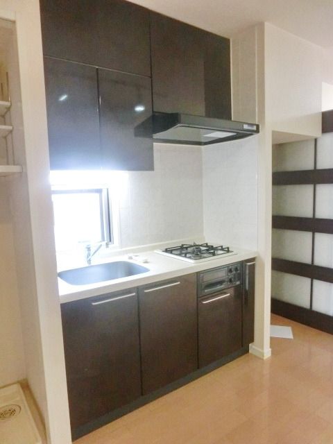 キッチン　別タイプ部屋　参考写真です