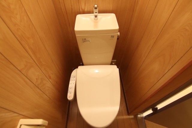 トイレ　別室の参考写真です。※現況優先