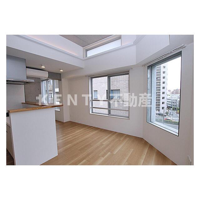 居室・リビング　居間です