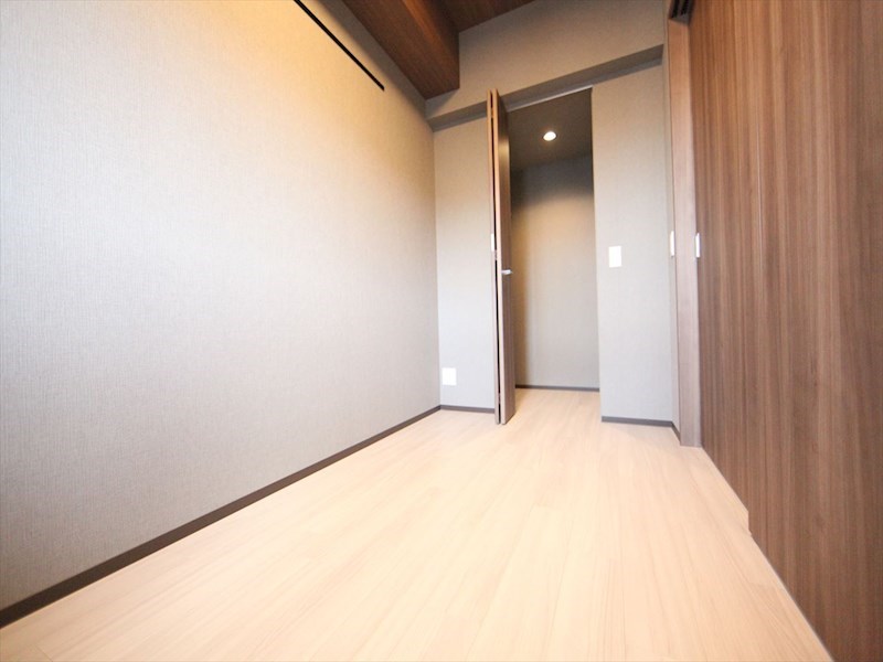 その他部屋・スペース　洋室4帖　ウォークインクローゼット付（収納充実してます）