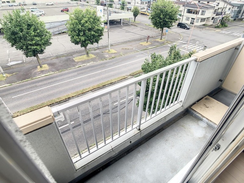 バルコニー　バルコニー