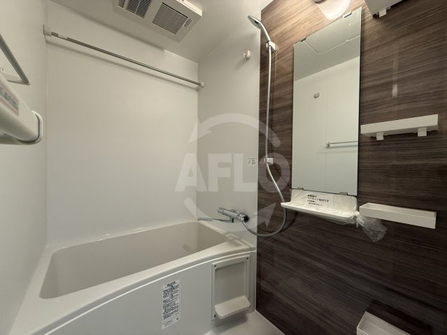 バス・シャワールーム　Alivis放出　浴室