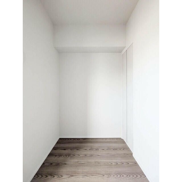 その他部屋・スペース　広くて明るい寝室