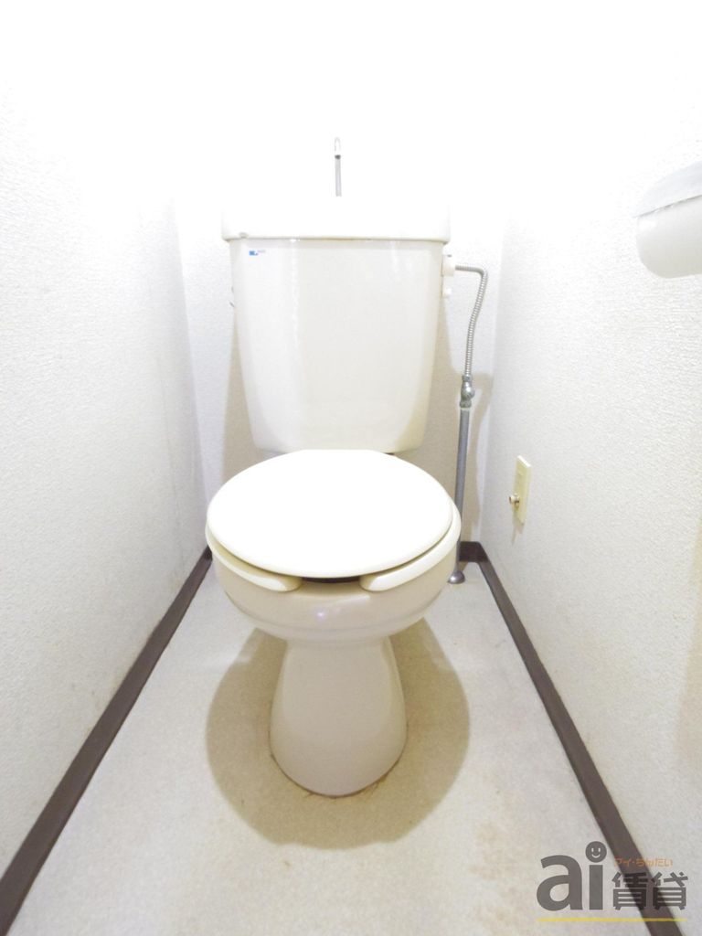 トイレ　※同仕様写真です