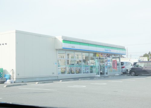コンビニ　ファミリーマート小山美しが丘店（コンビニ）まで183m