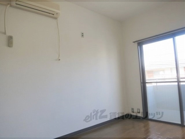 居室・リビング　洋室