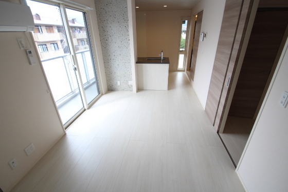 居室・リビング　※別部屋の写真です