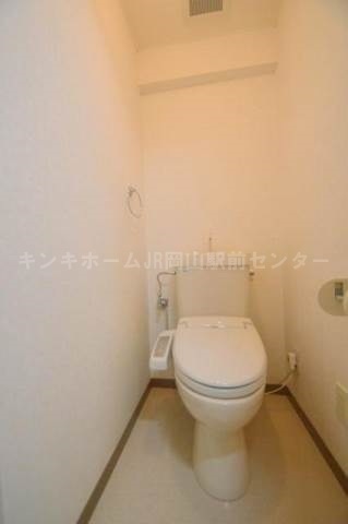 トイレ　清潔感溢れるトイレ