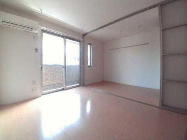 居室・リビング　別号室画像