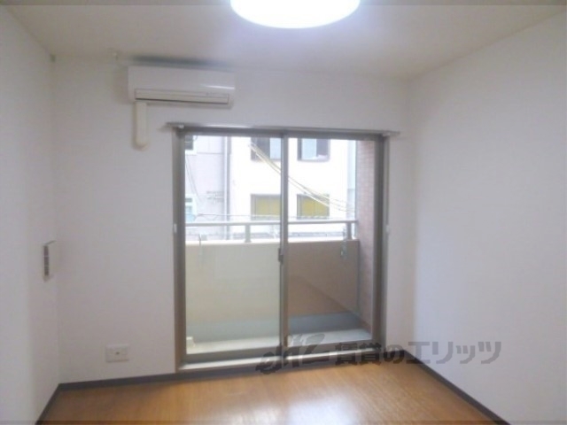 居室・リビング　洋室