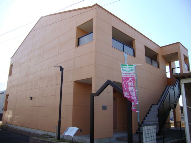 建物外観　外観写真（昼）