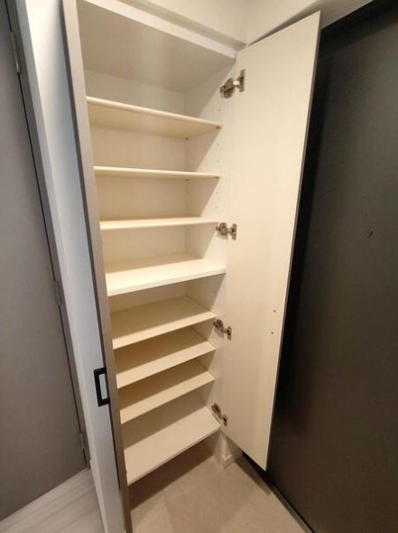 収納　S-RESIDENCE阿波座bouncy　玄関収納