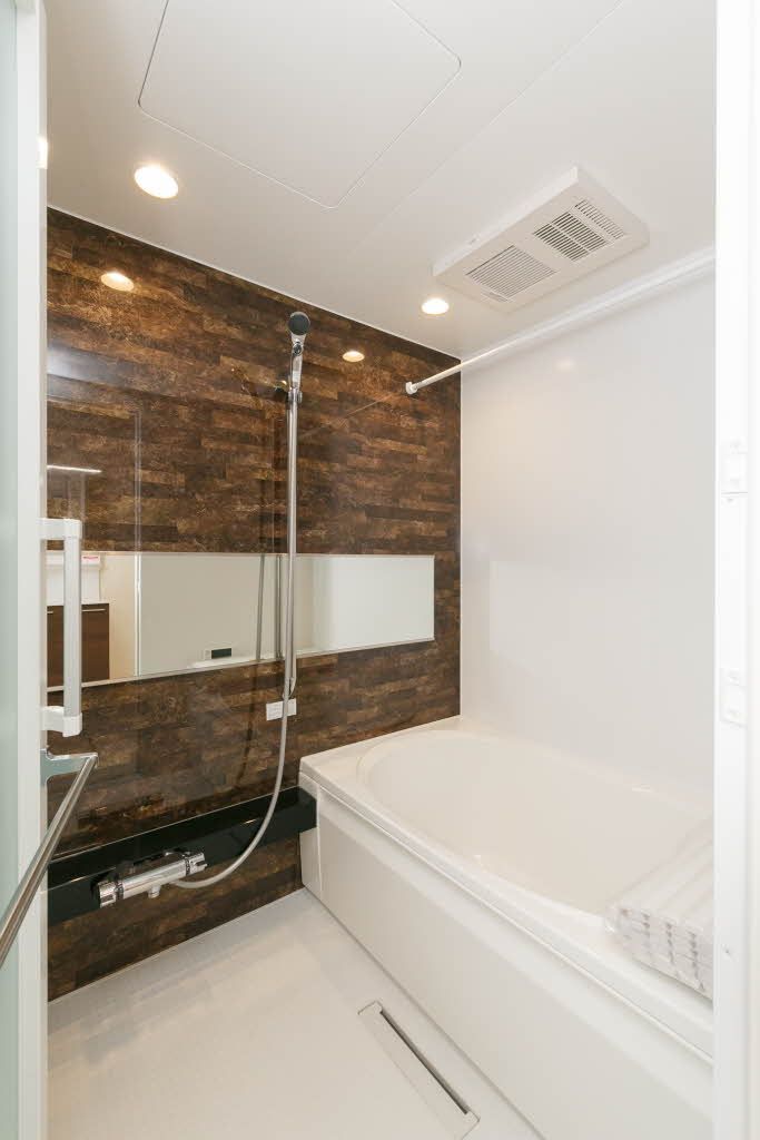 バス・シャワールーム　浴室