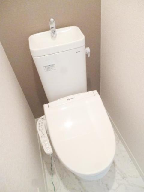 トイレ　別部屋同仕様タイプ