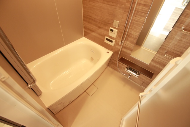 バス・シャワールーム　※別室の参考写真の為、現況優先です。