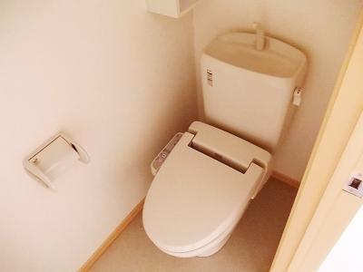 トイレ　ウォシュレット付きの洋式トイレ♪