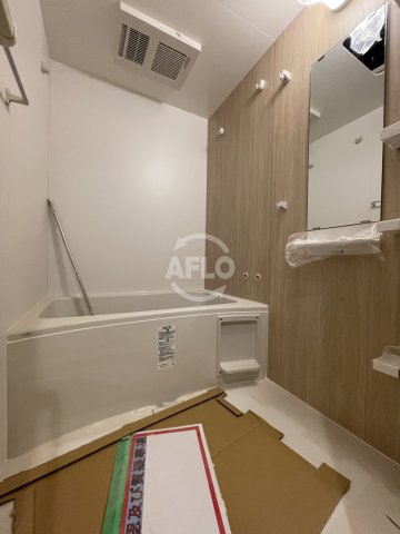 バス・シャワールーム　セレニテフラン難波　風呂