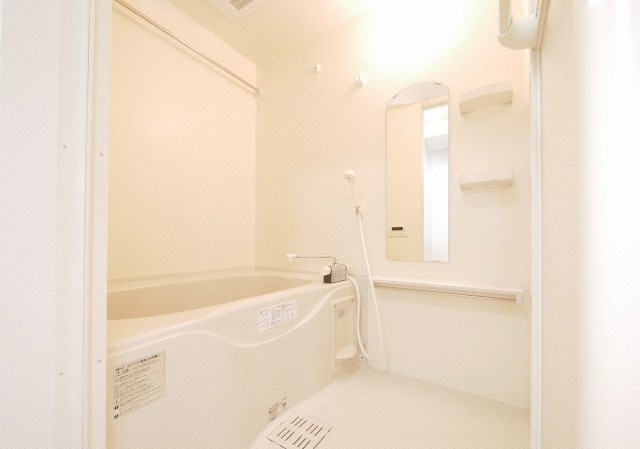 バス・シャワールーム　ゆったり過ごせるお風呂です