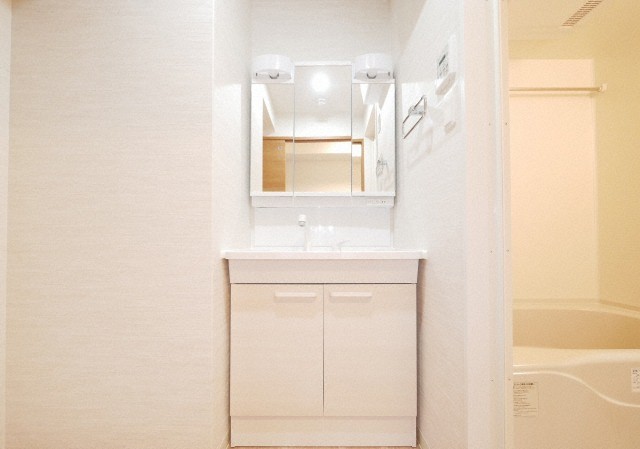 洗面設備　使いやすい洗面所です