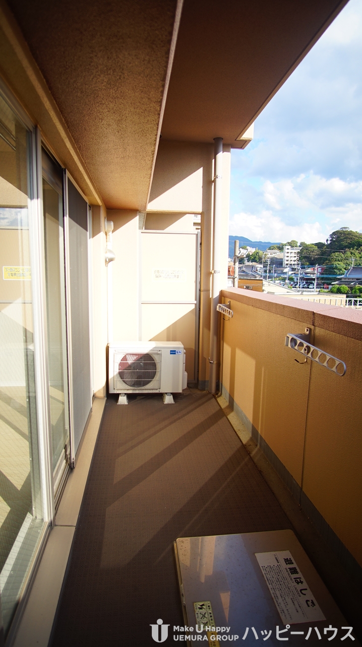 バルコニー　別号室写真のため、現況優先します