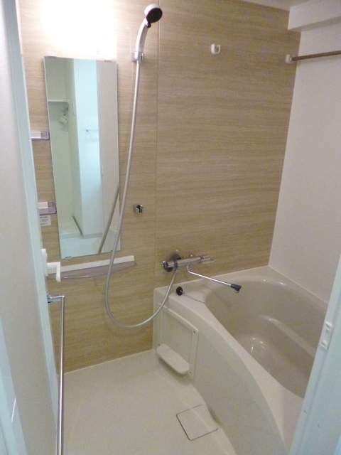 バス・シャワールーム　バスルーム