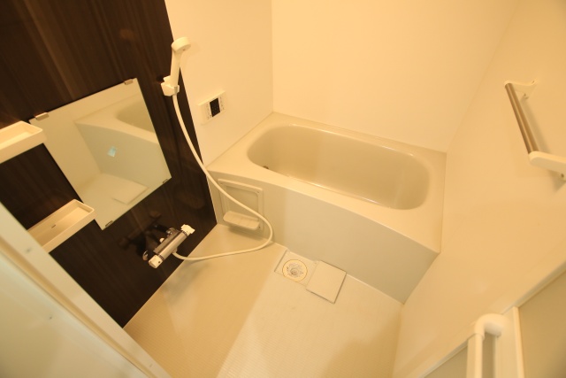 バス・シャワールーム　※別室の参考写真の為、現況優先です。