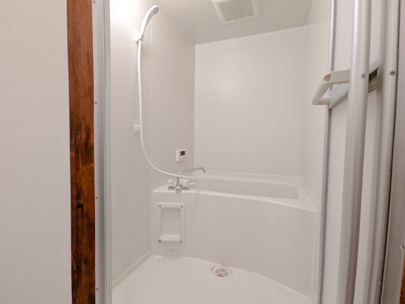 バス・シャワールーム　図面と現状に相違がある場合には現状を優先