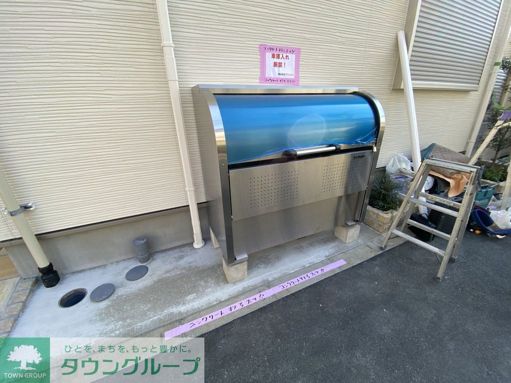 バルコニー　バルコニー