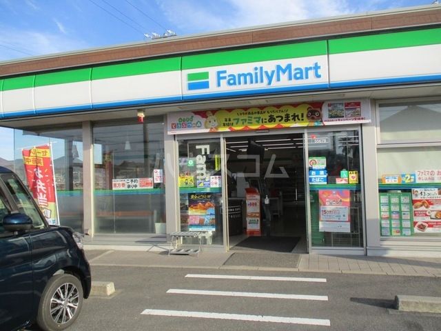 コンビニ　ファミリーマート犬山楽田本町店（コンビニ）まで544m