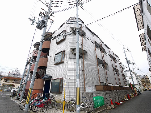 建物外観　外はこのようになっています