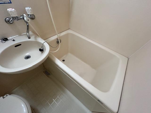 バス・シャワールーム　別号室参考写真