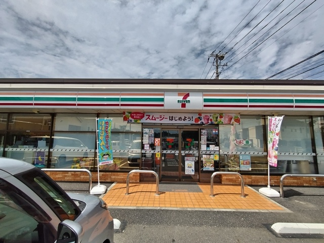コンビニ　セブン－イレブン　厚木恩名３丁目店（コンビニ）まで1000m
