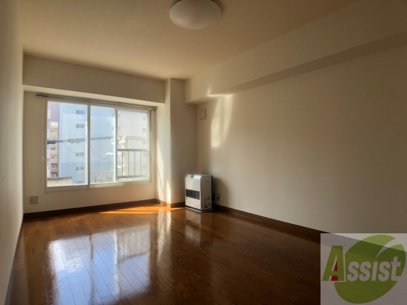 居室・リビング　広くてキレイな洋室が広がっていて、充実した生活が送れそう。