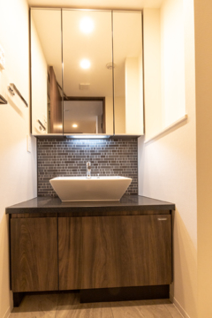 洗面設備　※写真は同タイプ住戸です。