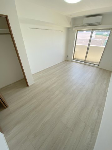 居室・リビング　居間です