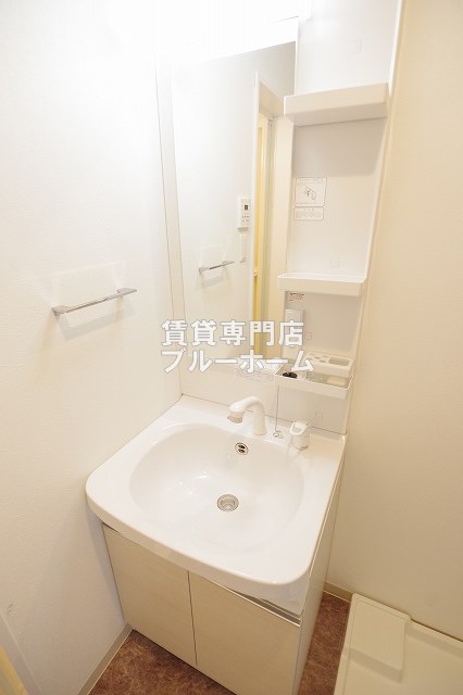 洗面設備　独立洗面台あります！