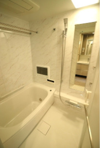 バス・シャワールーム　日々の暮らしに欠かせないお風呂です
