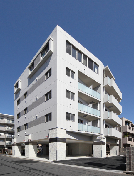 建物外観　【免震構造】住宅