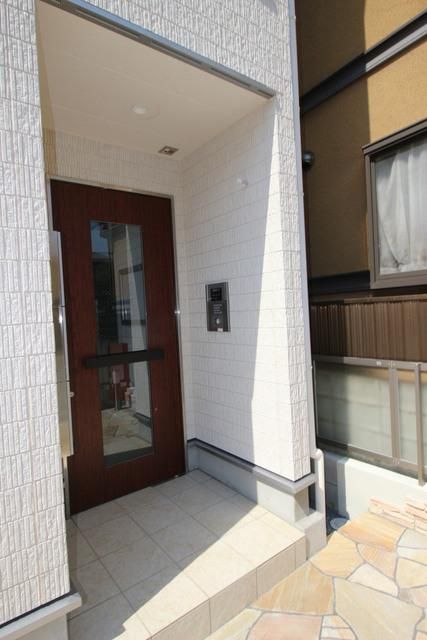 エントランス　エントランス