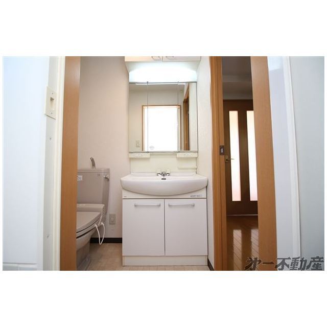 洗面設備　洗面化粧台