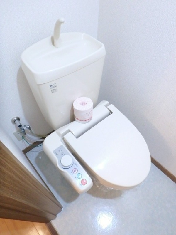 トイレ　図面と現状に相違がある場合には現状を優先