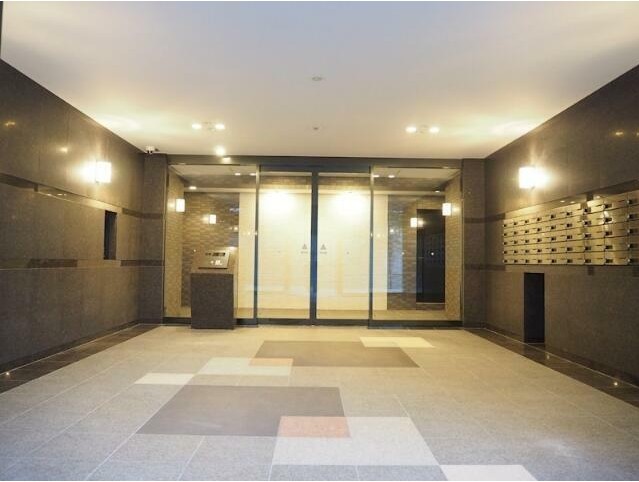 セキュリティ　不審者、勧誘員をシャットアウトできるオートロックです♪