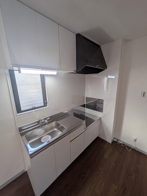 キッチン　★キッチンには換気に便利な窓がついています♪★