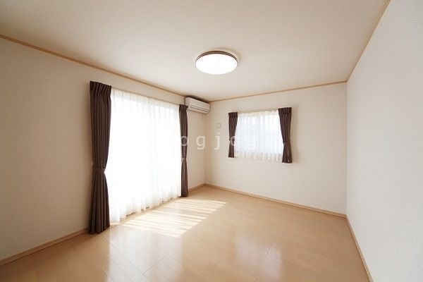 ドラックストア　テストドラッグ７（ドラッグストア）まで255m