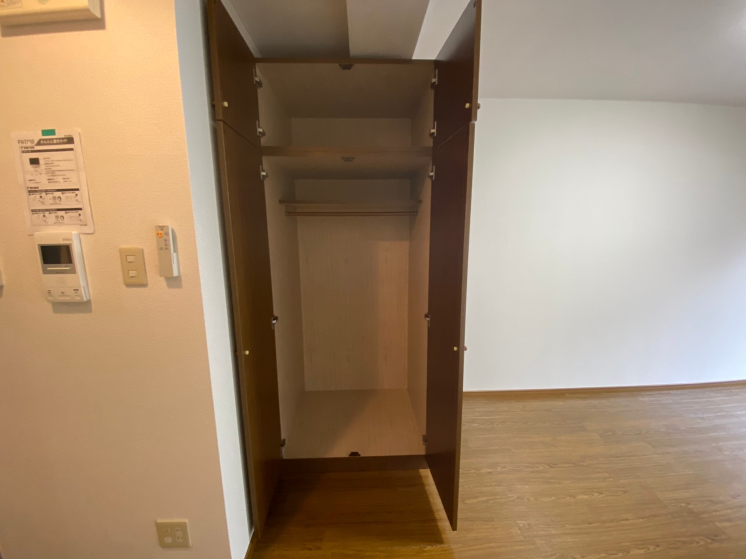 収納　クローゼット付きで収納も困りません☆（同仕様写真）