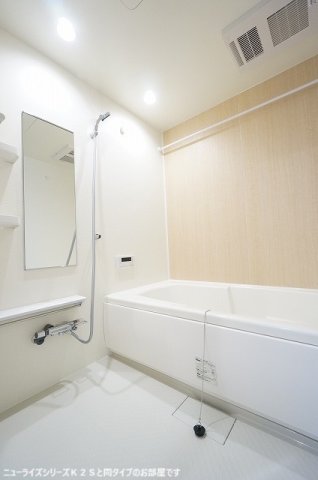 バス・シャワールーム　落ち着いた空間のお風呂です