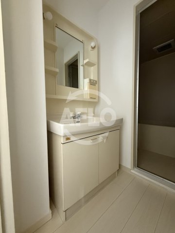 洗面設備　ローレルハウス北畠　独立洗面台