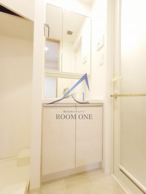 洗面設備　洗面台です。